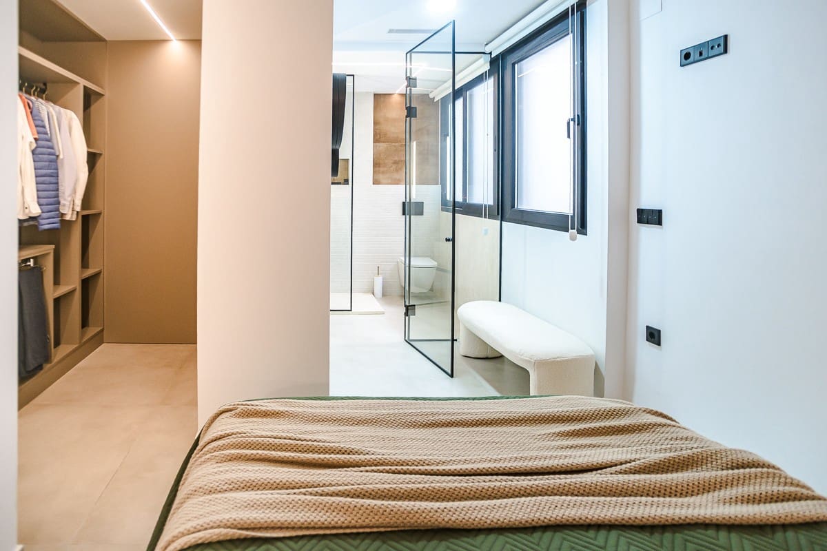 3 sypialnia Apartament na sprzedaż w Torrevieja z basenem - 439 000 € (Ref: 9804084)