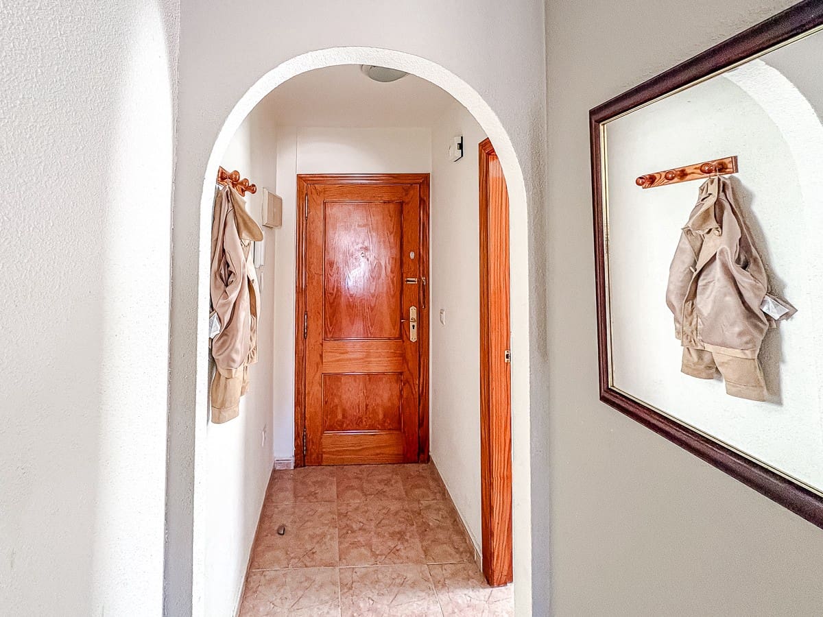 2 sypialnia Apartament na sprzedaż w Torrevieja z basenem garażem - 139 500 € (Ref: 9804087)