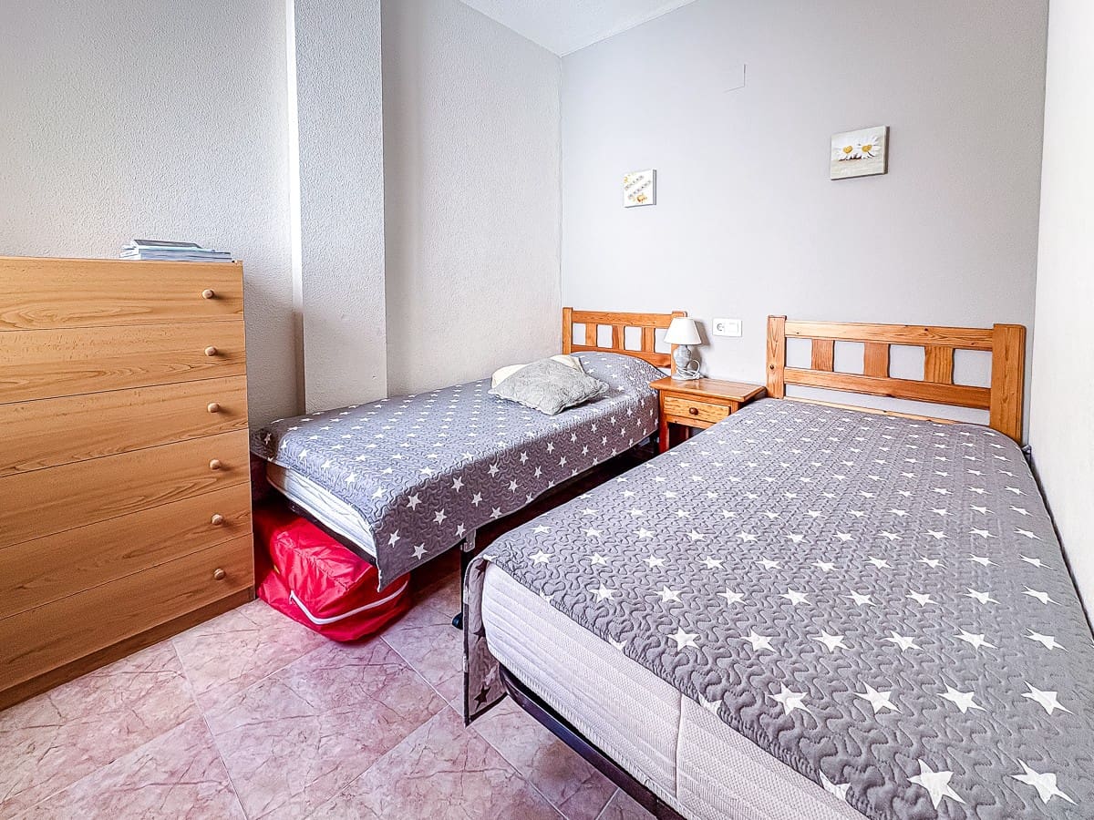 2 sypialnia Apartament na sprzedaż w Torrevieja z basenem garażem - 139 500 € (Ref: 9804087)