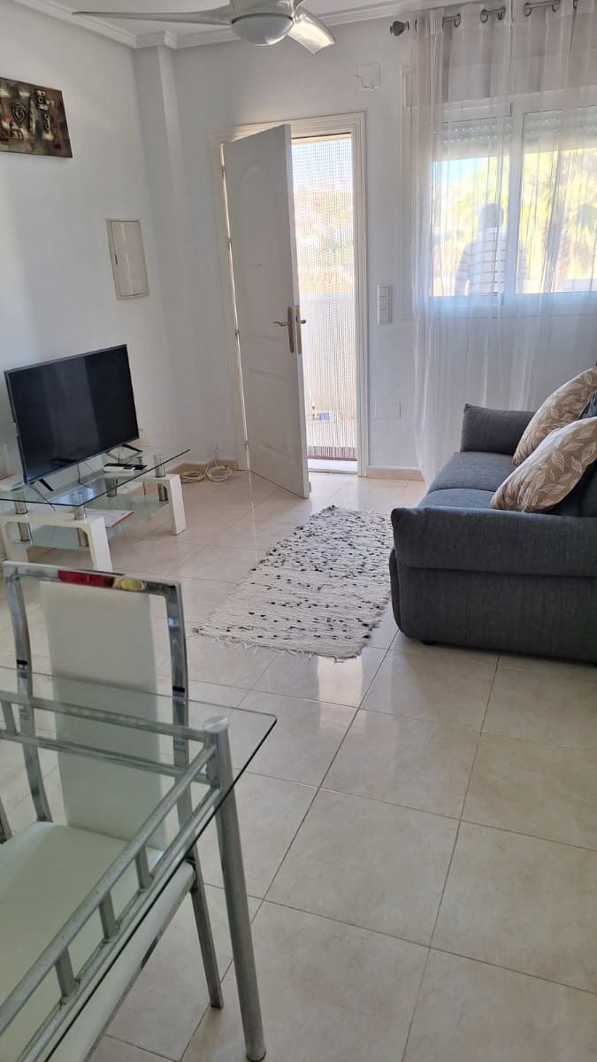 Apartamento de 2 habitaciones en La Marquesa en venta con piscina - 137.500 € (Ref: 9804857)