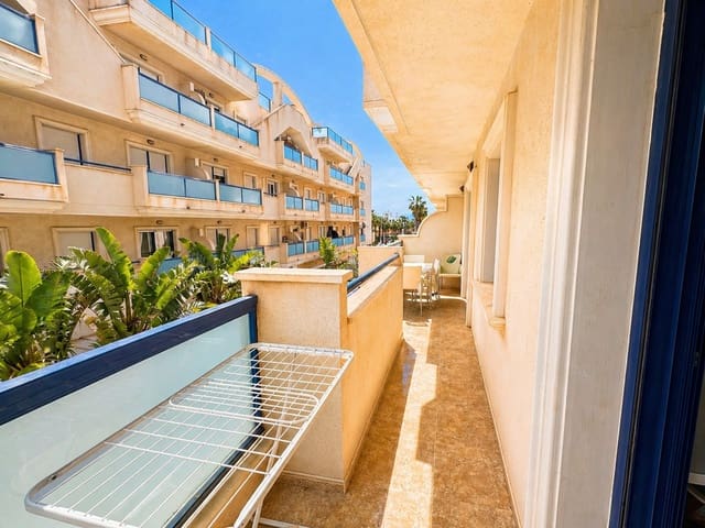 Apartamento de 2 habitaciones en Cabo Roig, Orihuela en venta con piscina garaje - 185.000 € (Ref: 9806085)
