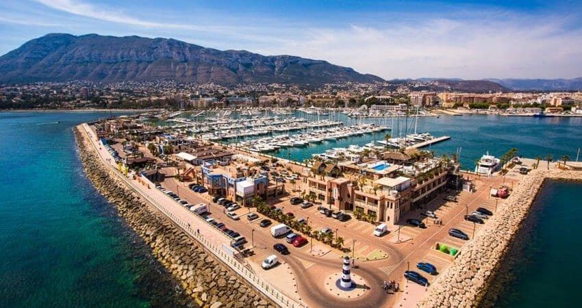 3 quarto Apartamento para venda em Denia com piscina - 325 000 € (Ref: 9807665)