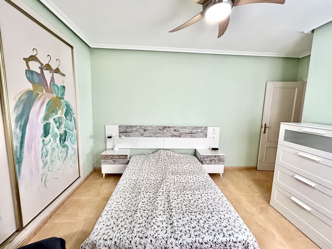 2 sovrum Lägenhet till salu i Torrevieja - 149 000 € (Ref: 9807801)