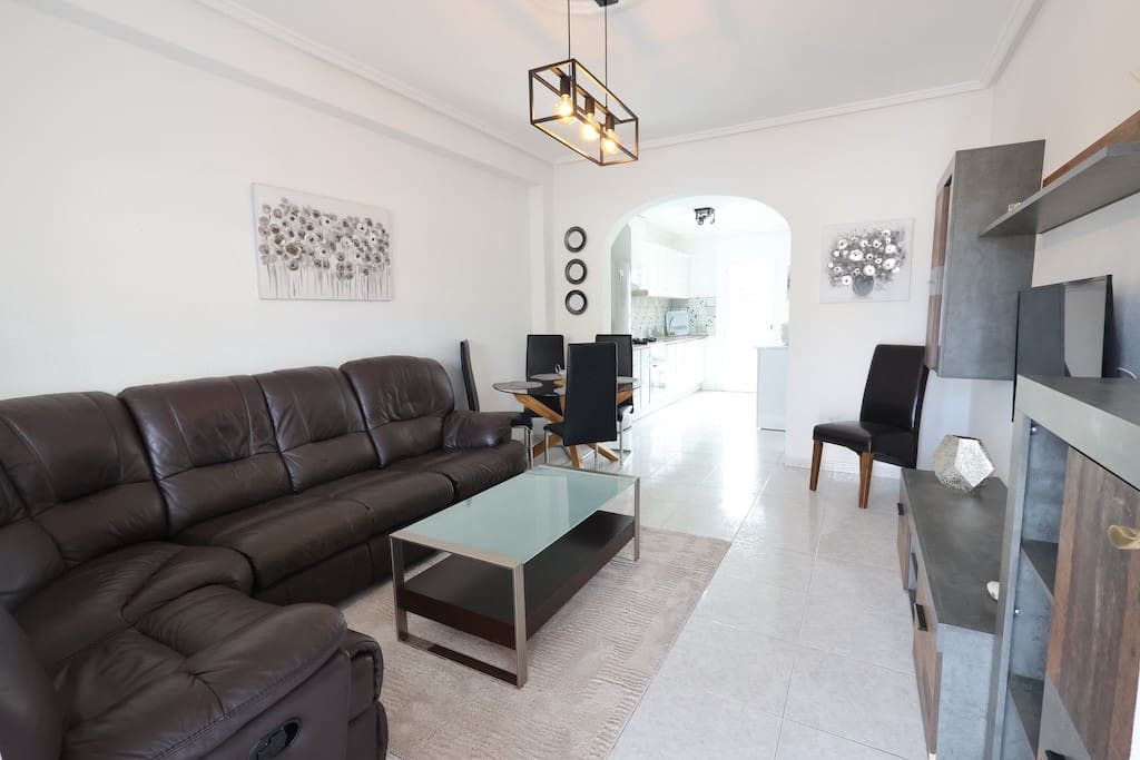 2 soveværelse Semi-Rækkehus til salg i Dona Pepa - € 179.959 (Ref: 9808340)