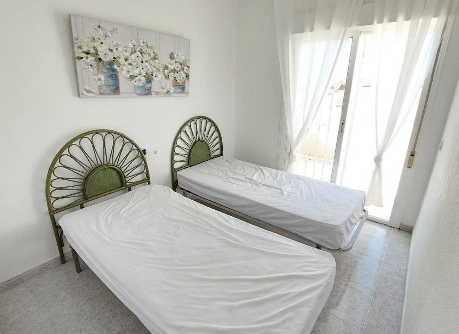 2 soveværelse Semi-Rækkehus til salg i Dona Pepa - € 179.959 (Ref: 9808340)