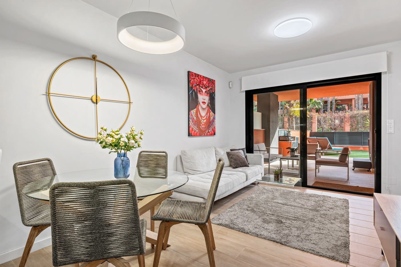 2 Zimmer Apartment zu verkaufen in Villamartin mit Pool Garage - 244.500 € (Ref: 9813676)