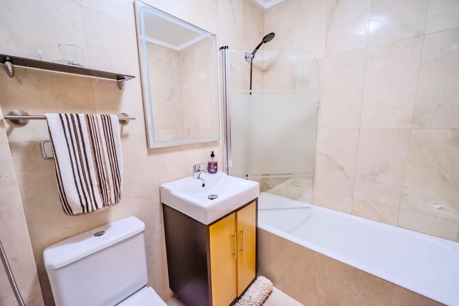 2 sypialnia Apartament na sprzedaż w Dona Pepa z basenem - 195 000 € (Ref: 9819240)