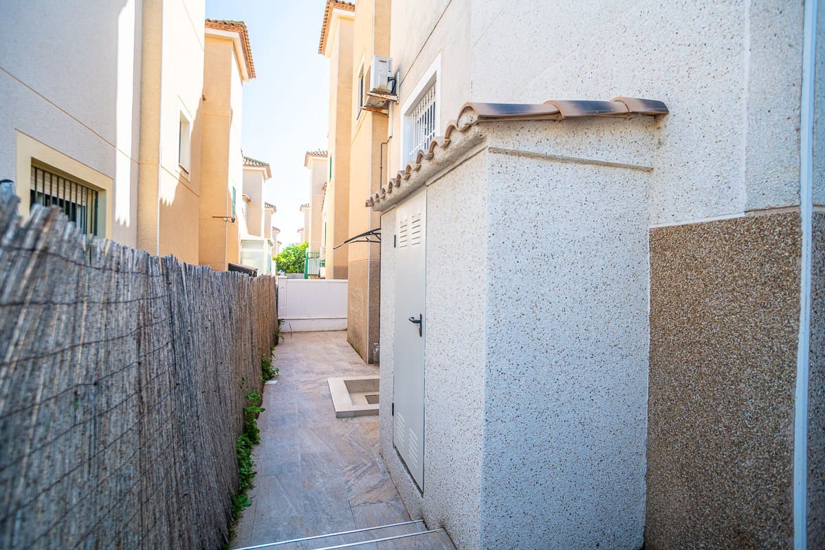 3 sovrum Hus till salu i Algorfa med pool - 229 500 € (Ref: 9820026)