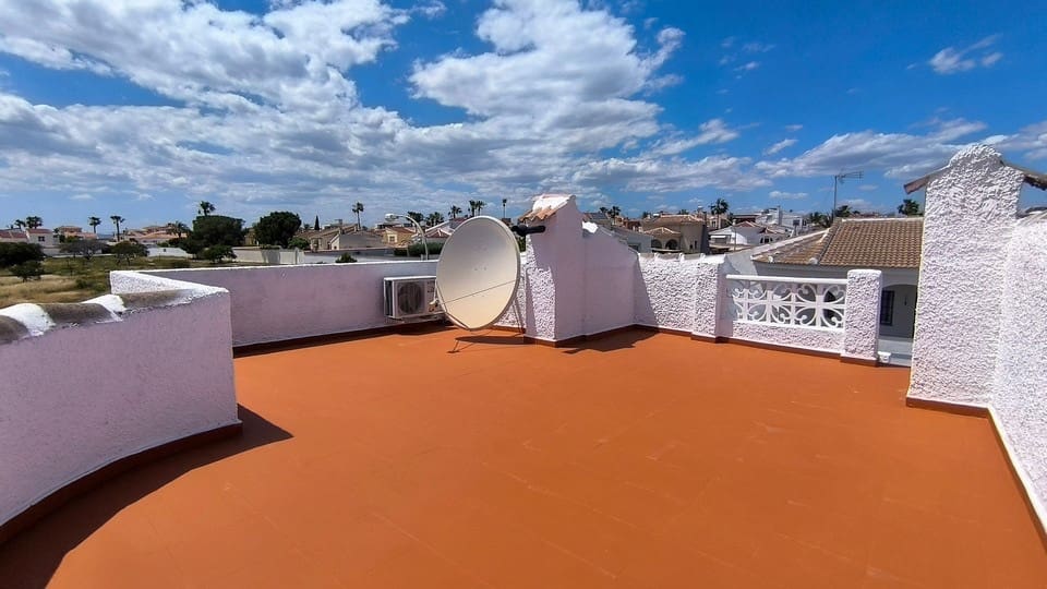 4 quarto Moradia para venda em Ciudad Quesada - 450 000 € (Ref: 9820872)