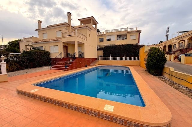 3 slaapkamer Halfvrijstaande villa te koop in Montemar, Benissa met zwembad - € 249.995 (Ref: 9826163)