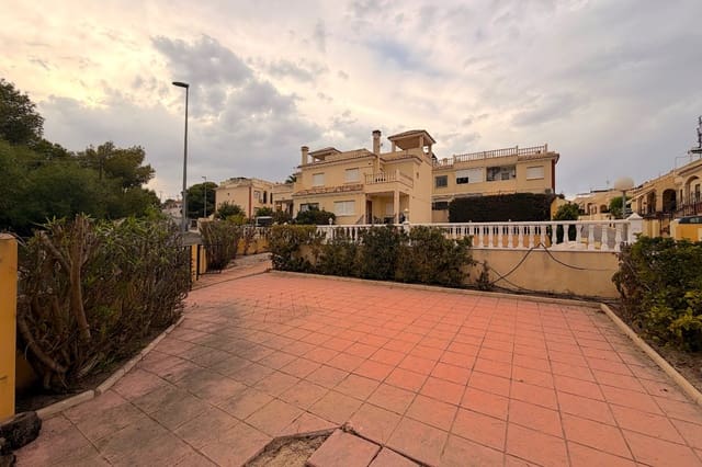 3 slaapkamer Halfvrijstaande villa te koop in Montemar, Benissa met zwembad - € 249.995 (Ref: 9826163)