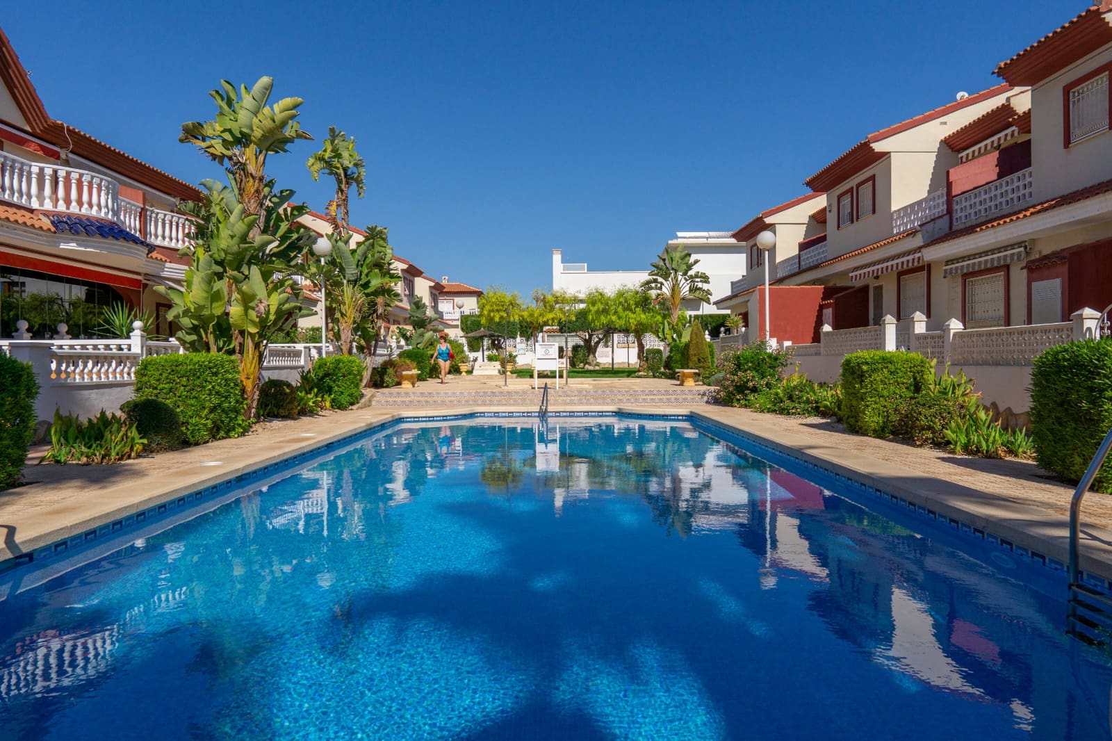 2 quarto Casa em Banda para venda em Dona Pepa com piscina - 179 950 € (Ref: 9829593)