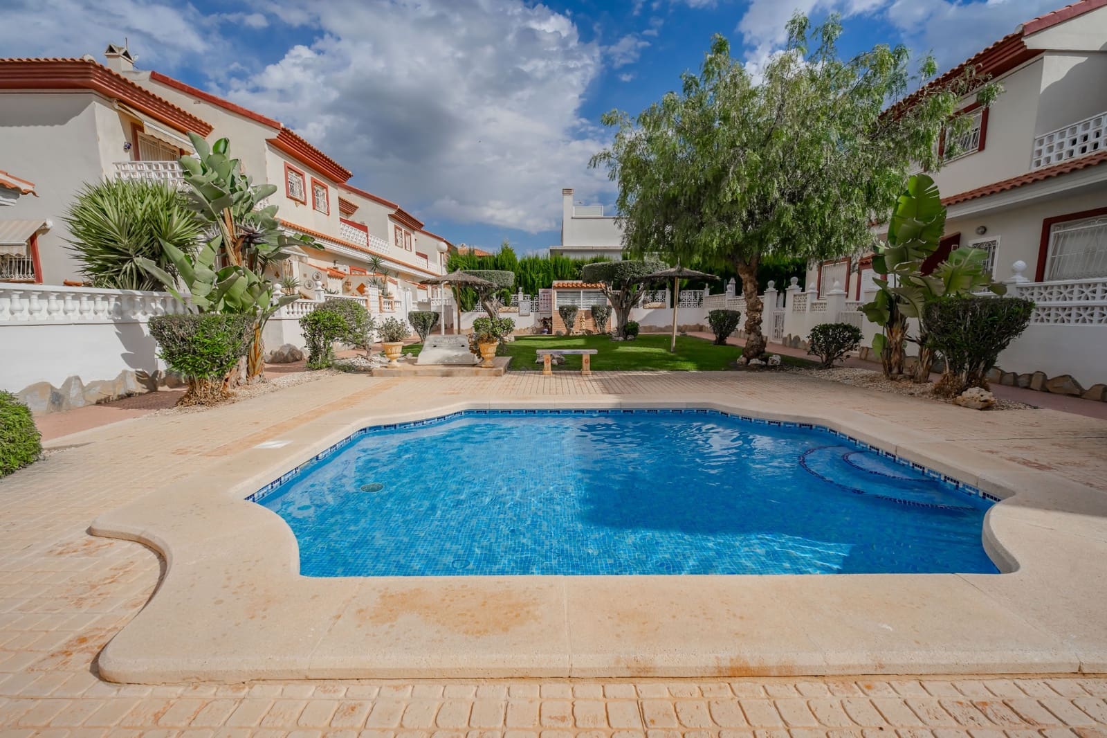2 quarto Casa em Banda para venda em Dona Pepa com piscina - 179 950 € (Ref: 9829593)