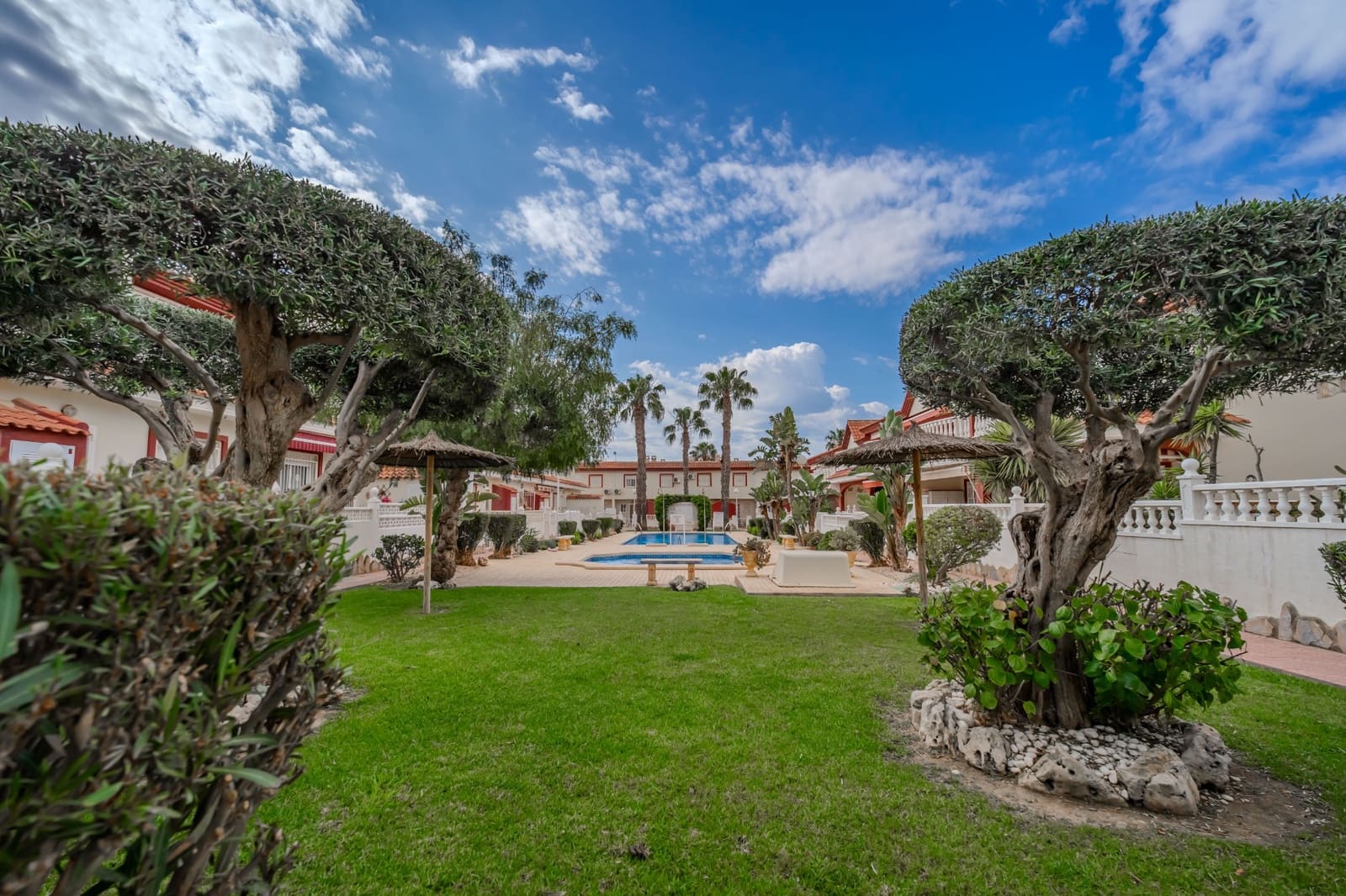 2 quarto Casa em Banda para venda em Dona Pepa com piscina - 179 950 € (Ref: 9829593)