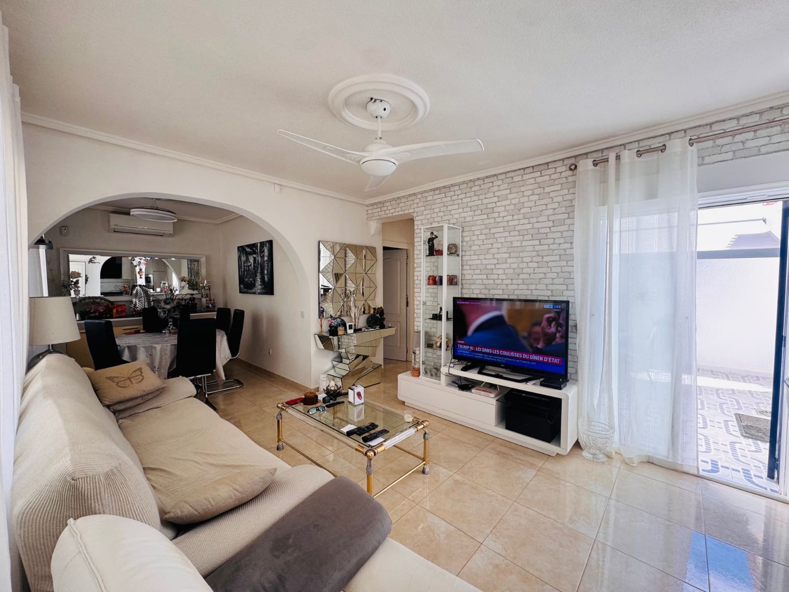 2 sovrum Semi-fristående Villa till salu i La Marquesa med pool - 225 000 € (Ref: 9834275)