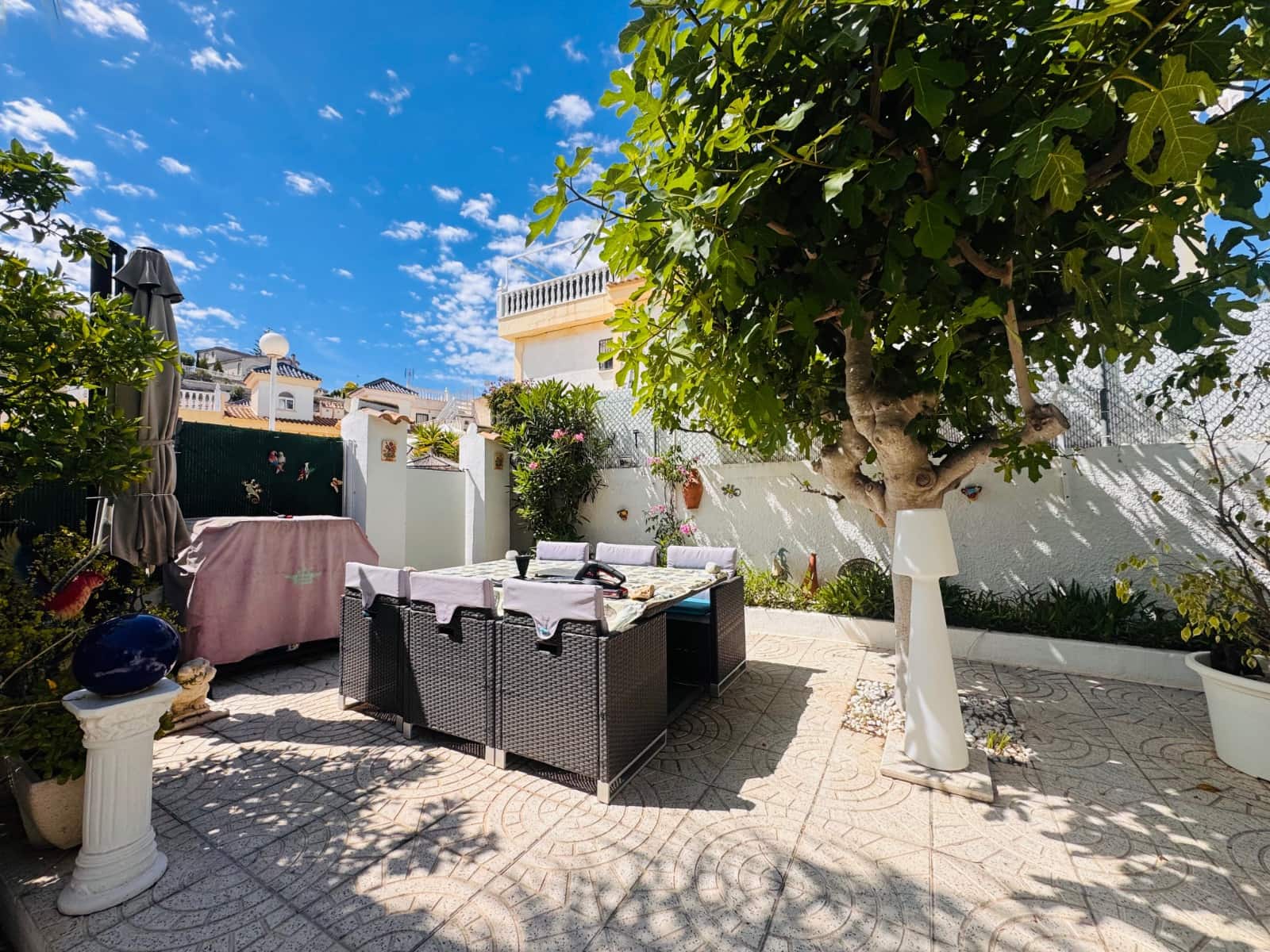 2 sovrum Semi-fristående Villa till salu i La Marquesa med pool - 225 000 € (Ref: 9834275)