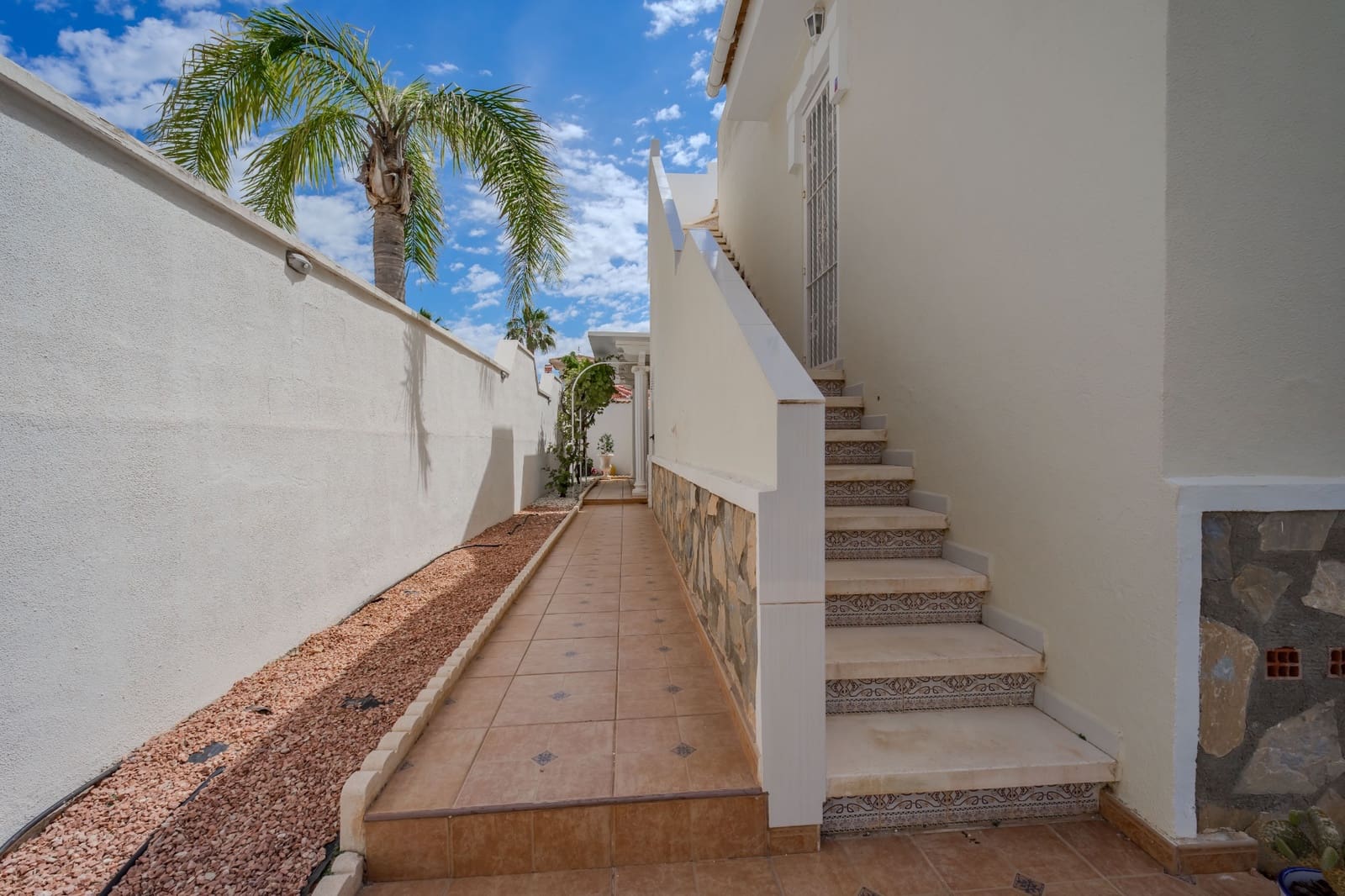 3 soverom Villa til salgs i Dona Pepa med svømmebasseng - € 449 900 (Ref: 9834572)