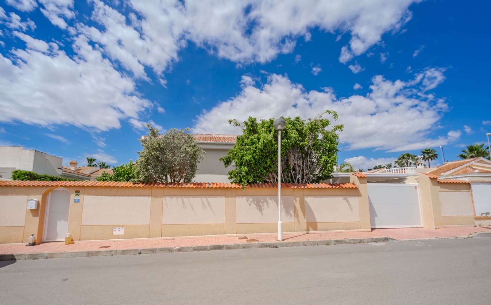 3 soverom Villa til salgs i Dona Pepa med svømmebasseng - € 449 900 (Ref: 9834572)