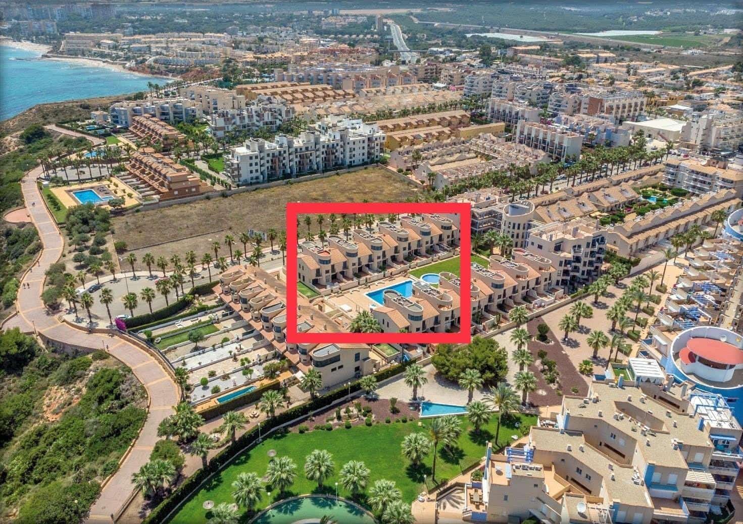 3 bedroom Townhouse for sale in Cabo Roig with pool - € 319,900 (Ref: 9836040)