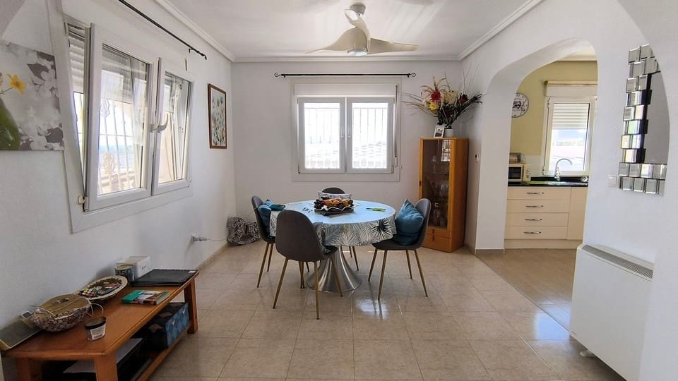 3 sypialnia Willa na sprzedaż w Dona Pepa z basenem - 450 000 € (Ref: 9846808)