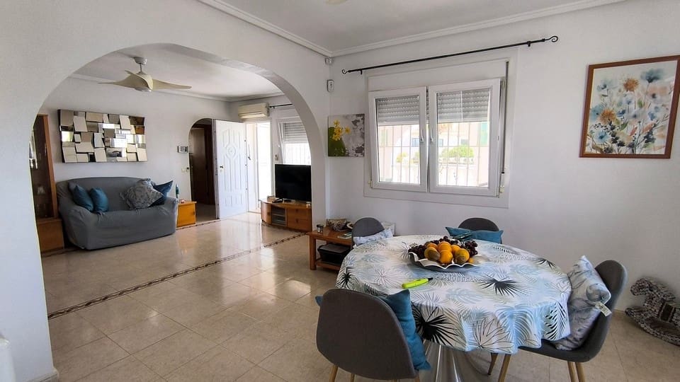 3 sypialnia Willa na sprzedaż w Dona Pepa z basenem - 450 000 € (Ref: 9846808)