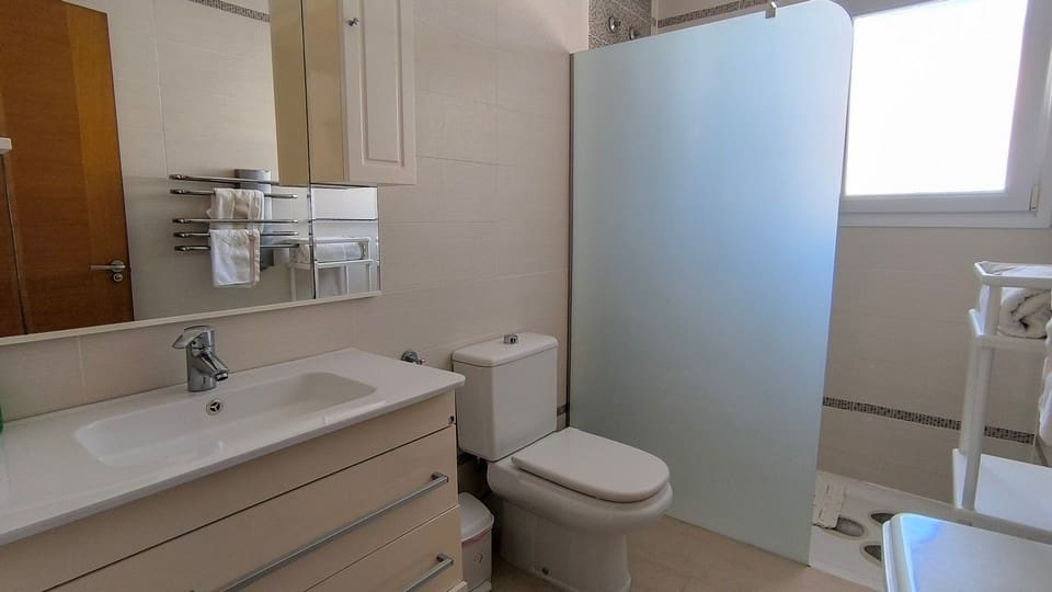 3 sypialnia Willa na sprzedaż w Dona Pepa z basenem - 450 000 € (Ref: 9846808)