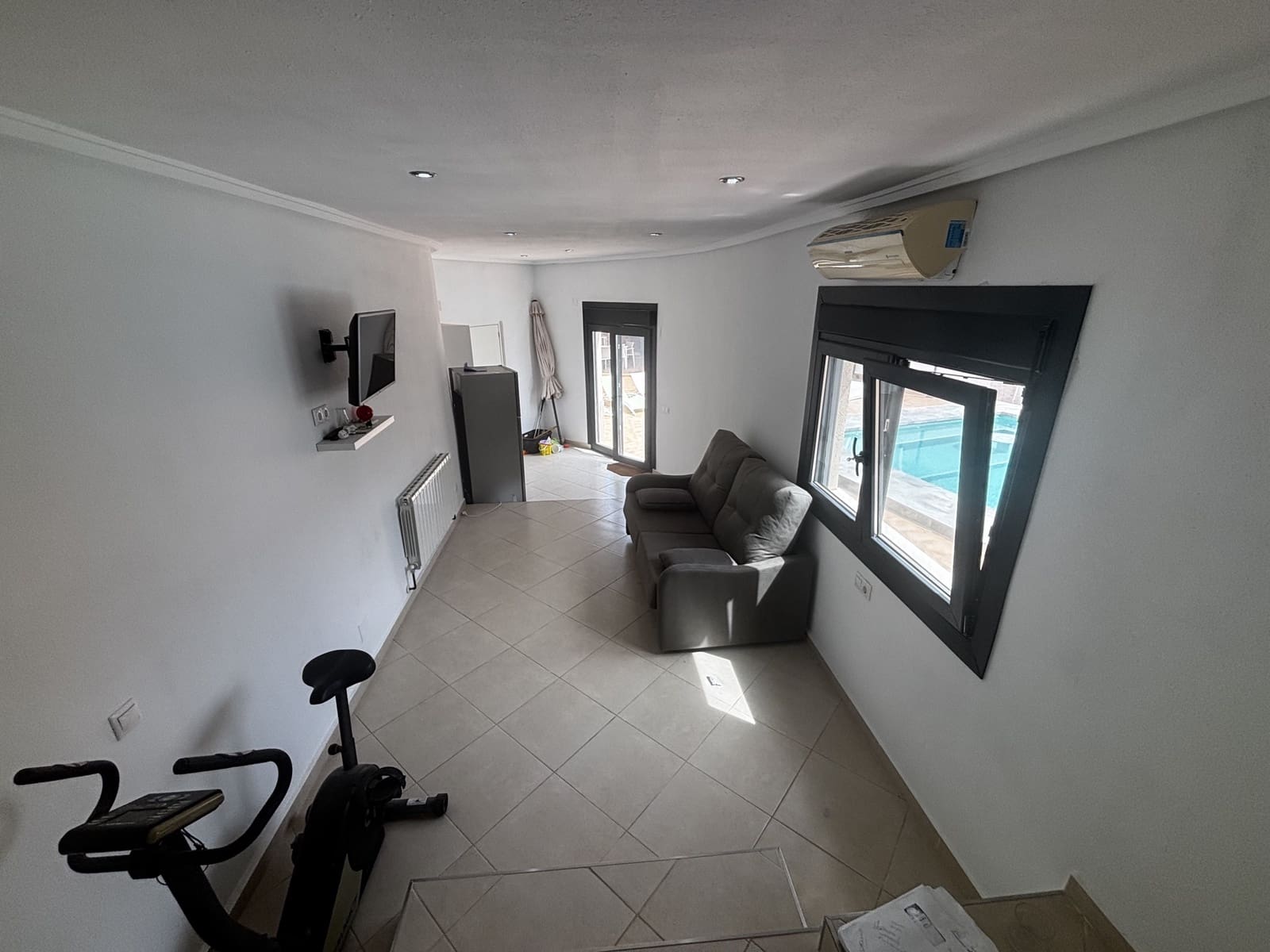 4 chambre Villa/Maison à vendre à Ciudad Quesada avec piscine garage - 595 000 € (Ref: 9850150)