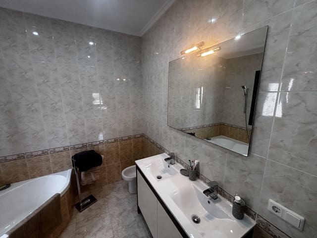4 chambre Villa/Maison à vendre à Ciudad Quesada, Rojales avec piscine garage - 595 000 € (Ref: 9850150)
