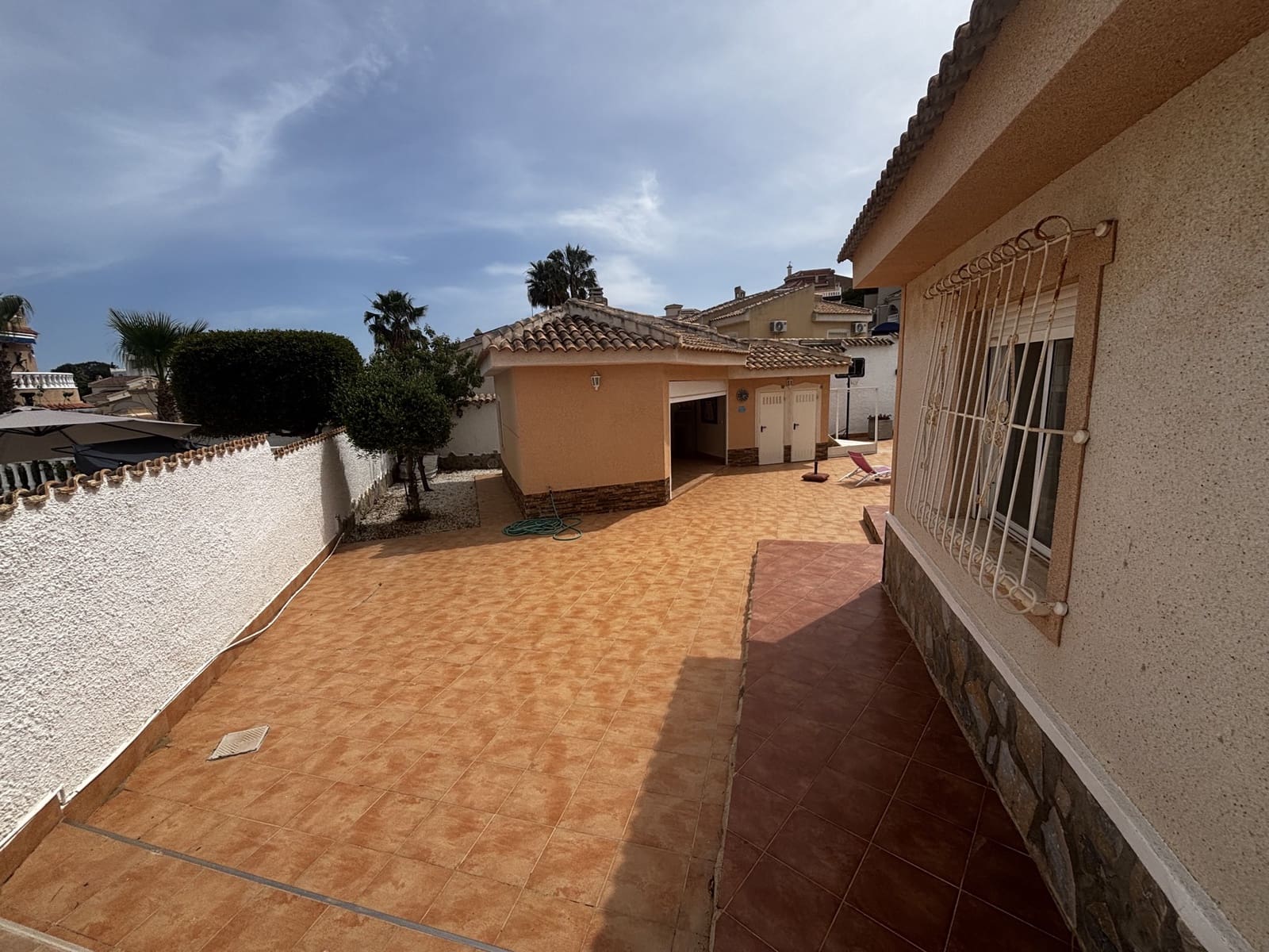 4 chambre Villa/Maison à vendre à Ciudad Quesada avec piscine garage - 595 000 € (Ref: 9850150)