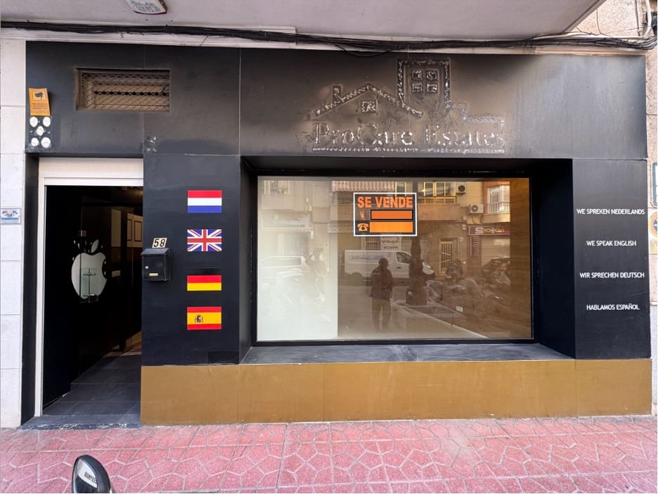 Commercial for sale in Guardamar del Segura - € 222,200 (Ref: 9850402)