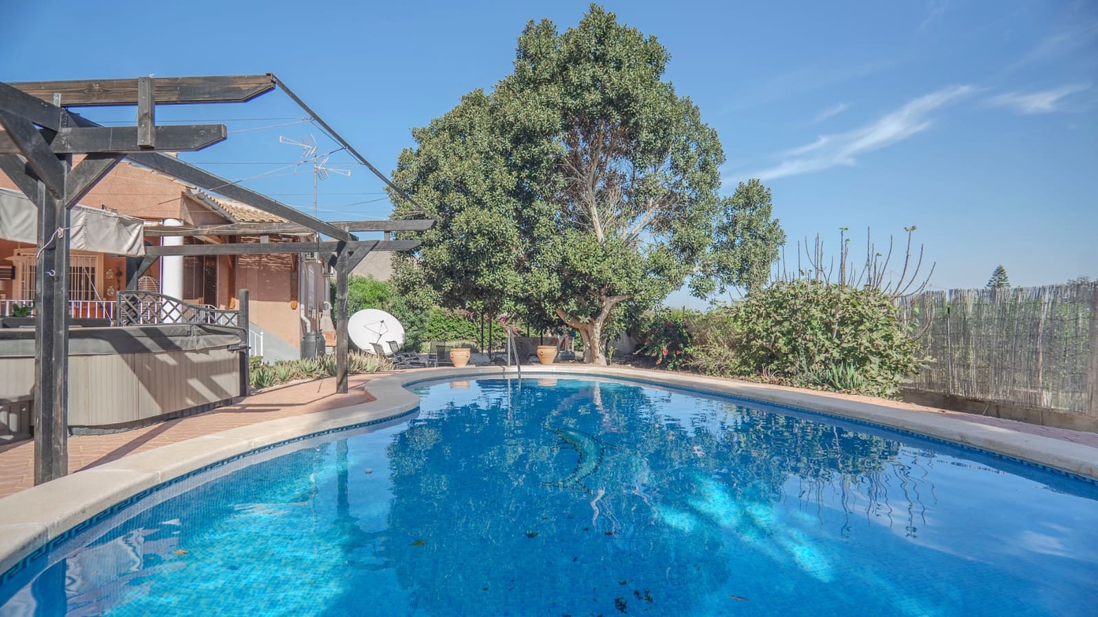 3 bedroom Finca/Country House for sale in San Bartolome with pool - € 379,950 (Ref: 9850403)