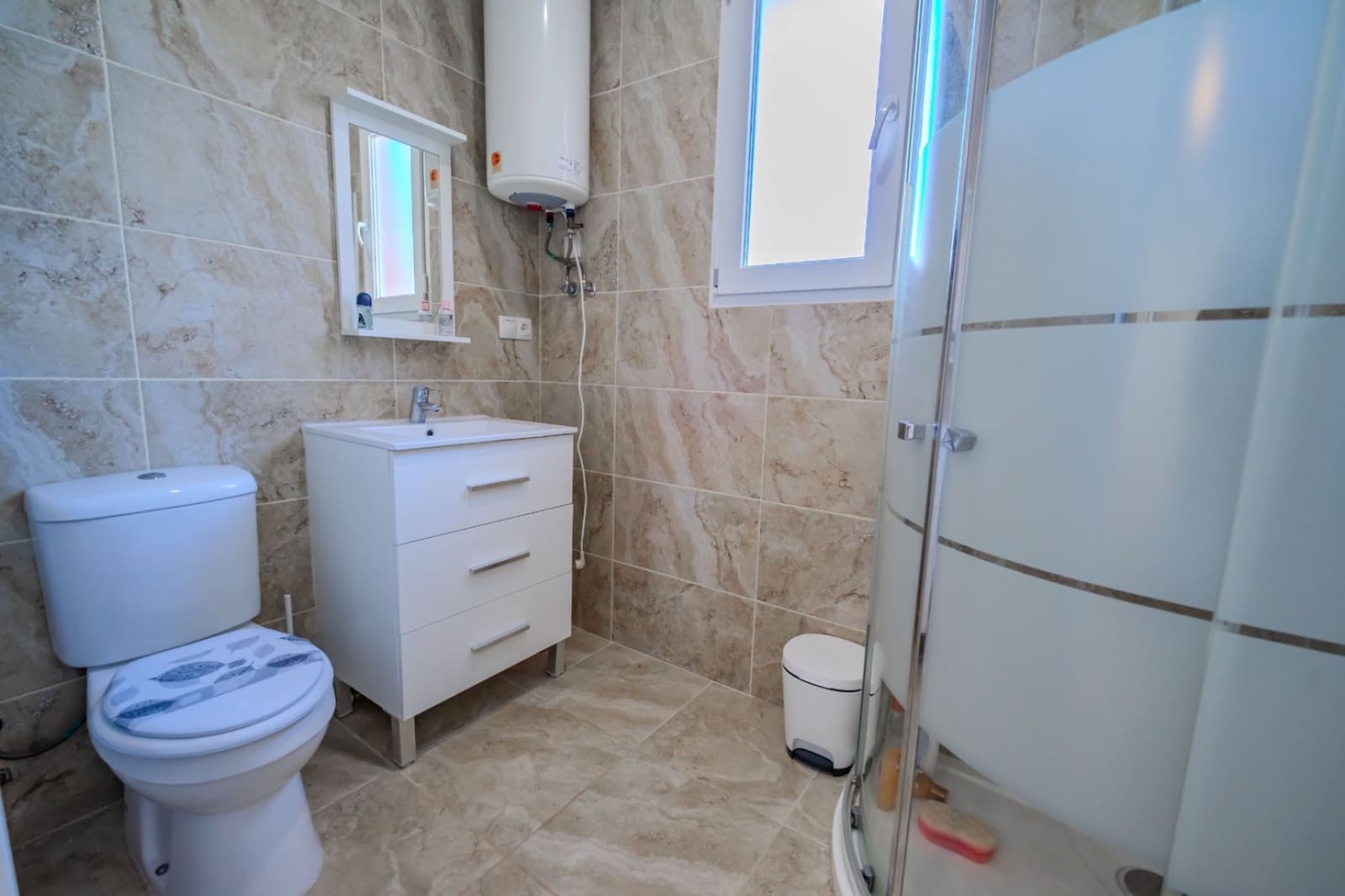 4 sovrum Villa till salu i La Marquesa med pool - 490 000 € (Ref: 9854438)
