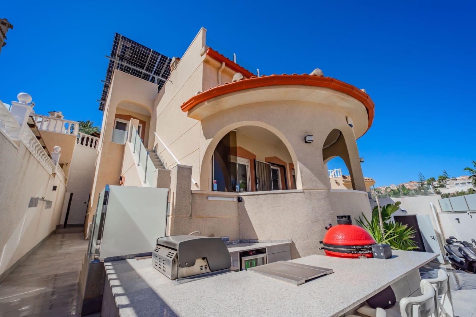 4 sovrum Villa till salu i La Marquesa med pool - 490 000 € (Ref: 9854438)