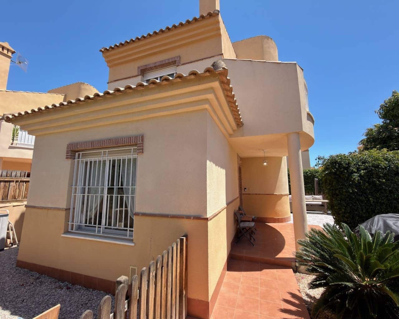 3 Zimmer Villa zu verkaufen in Ciudad Quesada mit Pool - 269.995 € (Ref: 9860676)