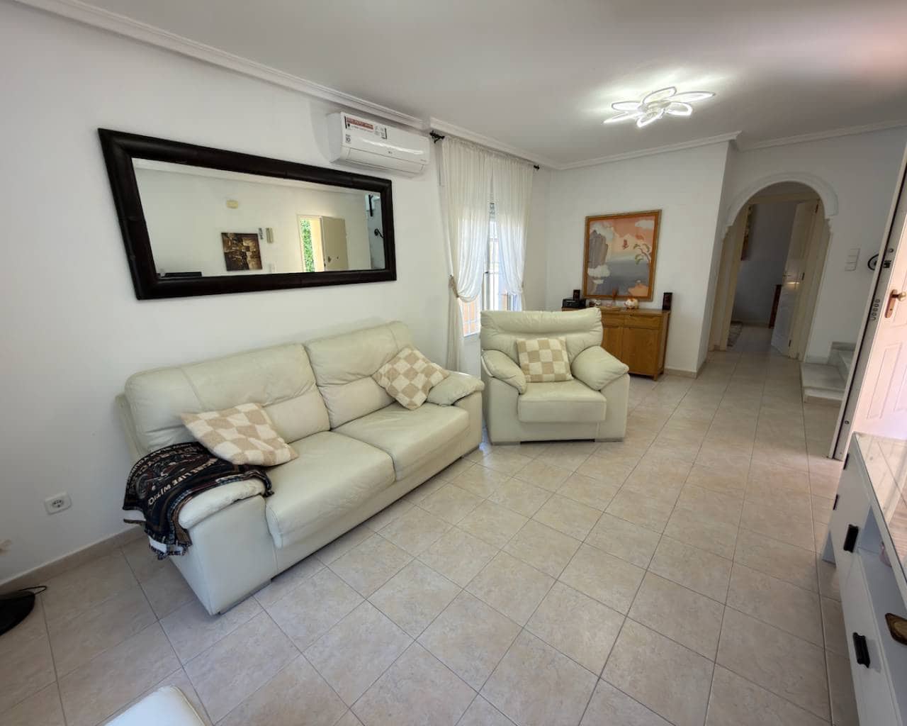 3 Zimmer Villa zu verkaufen in Ciudad Quesada mit Pool - 269.995 € (Ref: 9860676)