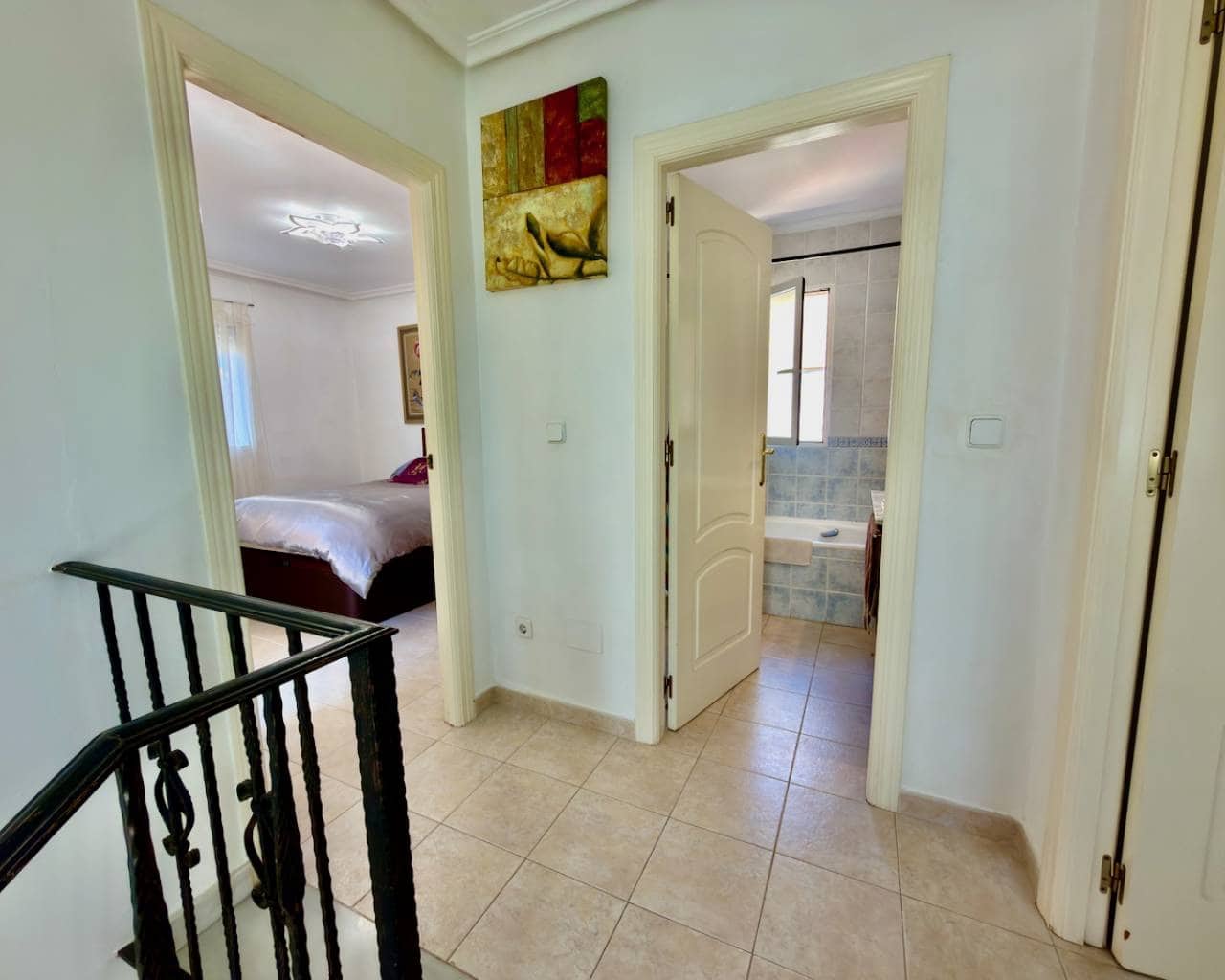 3 Zimmer Villa zu verkaufen in Ciudad Quesada mit Pool - 269.995 € (Ref: 9860676)