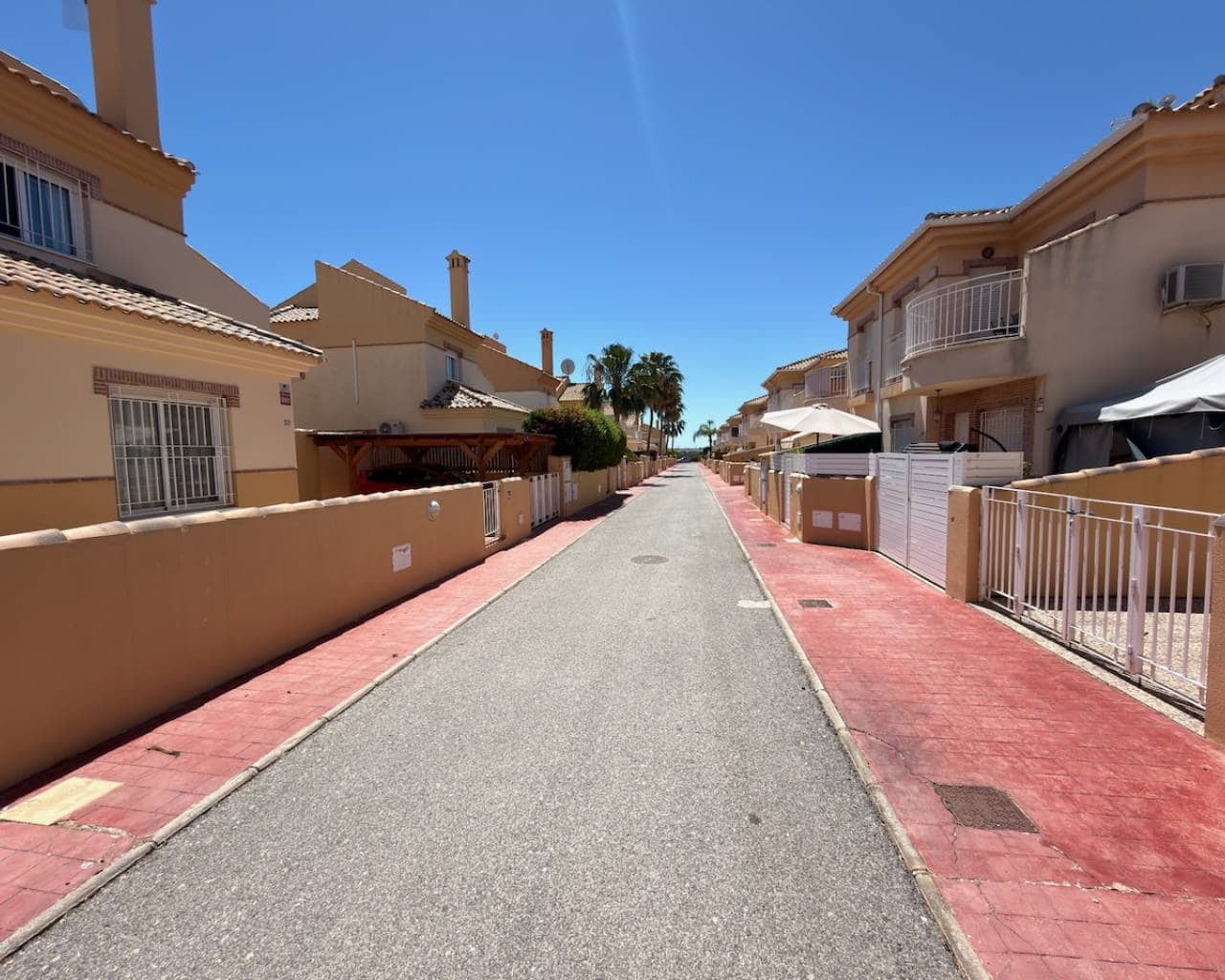 3 Zimmer Villa zu verkaufen in Ciudad Quesada mit Pool - 269.995 € (Ref: 9860676)
