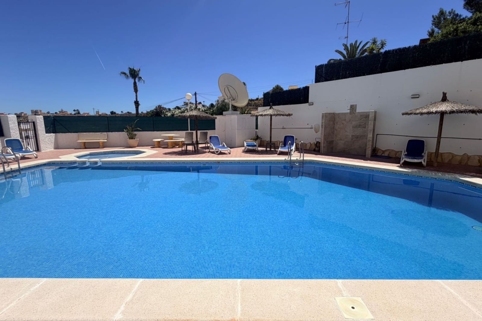 2 Zimmer Apartment zu verkaufen in Ciudad Quesada mit Pool - 145.000 € (Ref: 9867481)