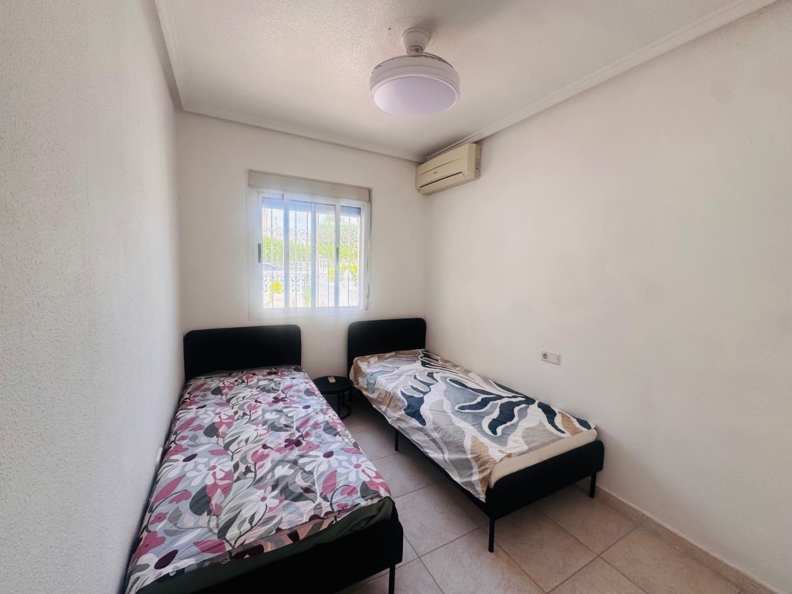 2 bedroom Bungalow for sale in Dona Pepa with pool - € 187,000 (Ref: 9876718)