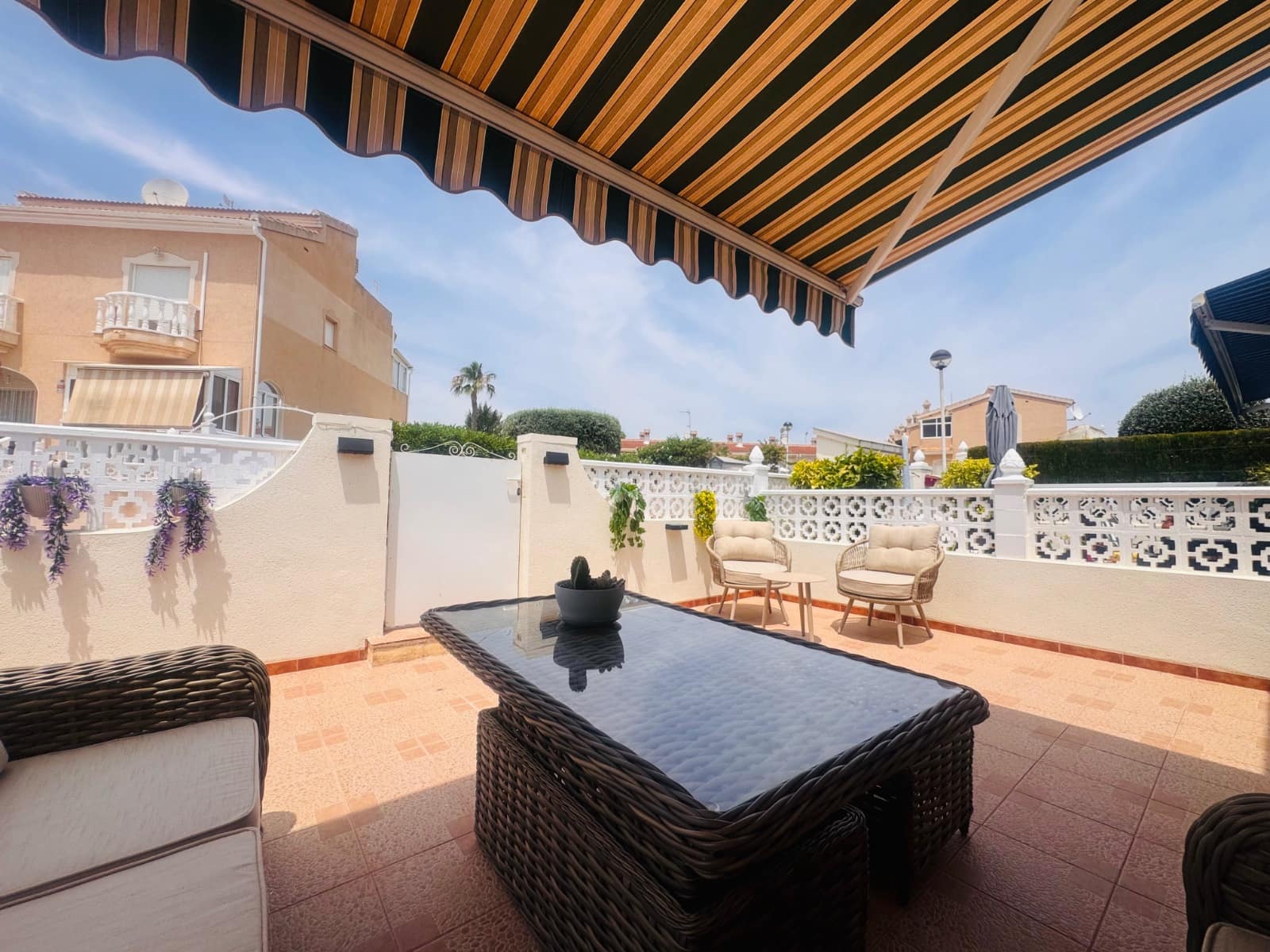 2 bedroom Bungalow for sale in Dona Pepa with pool - € 187,000 (Ref: 9876718)