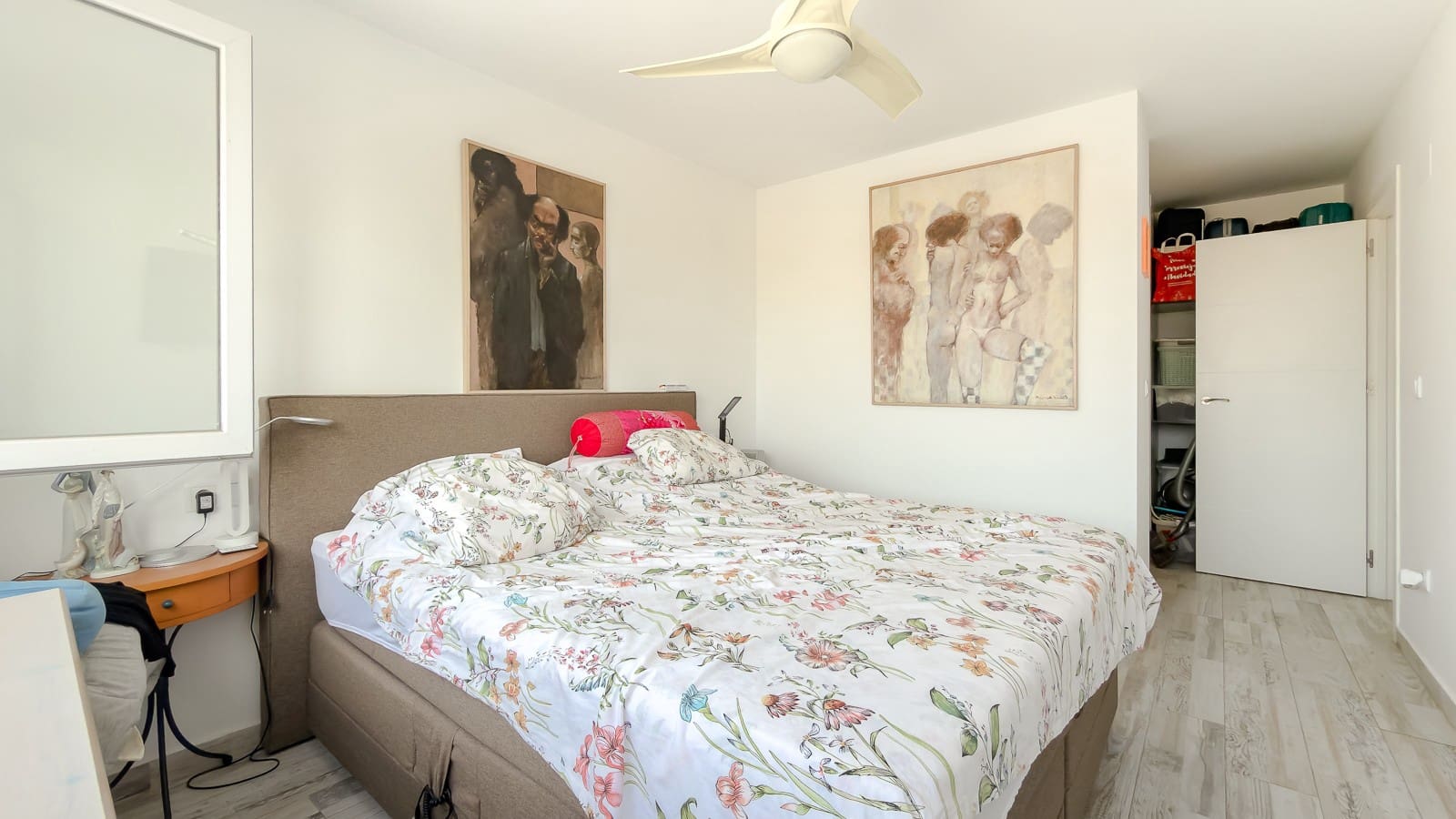 2 bedroom Villa for sale in Torrevieja with pool - € 465,000 (Ref: 9878156)