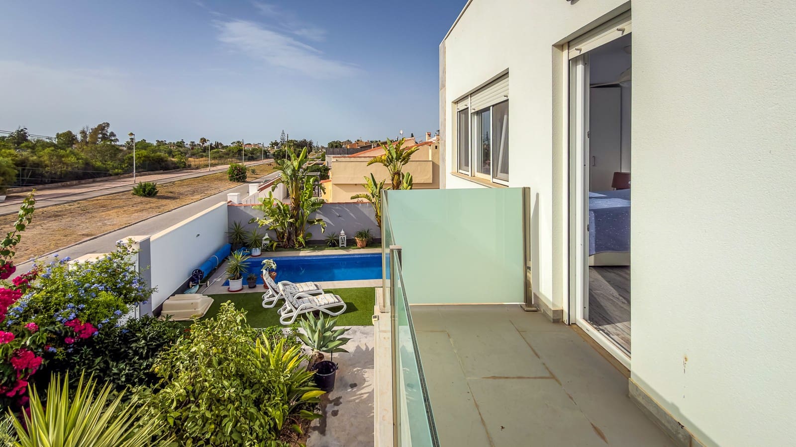 2 bedroom Villa for sale in Torrevieja with pool - € 465,000 (Ref: 9878156)