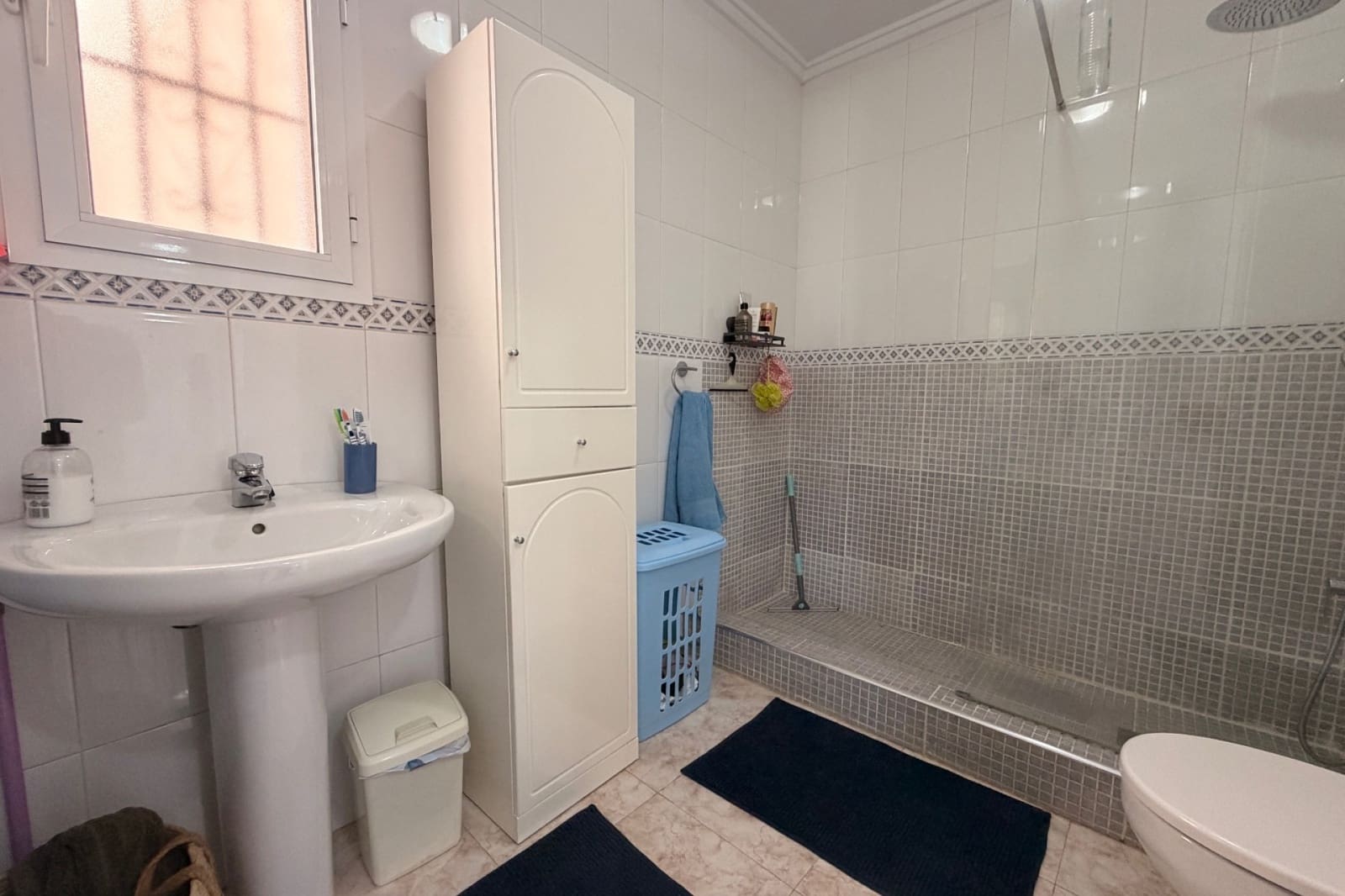 2 makuuhuone Huoneisto myytävänä paikassa Ciudad Quesada mukana uima-altaan - 149 950 € (Ref: 9880693)