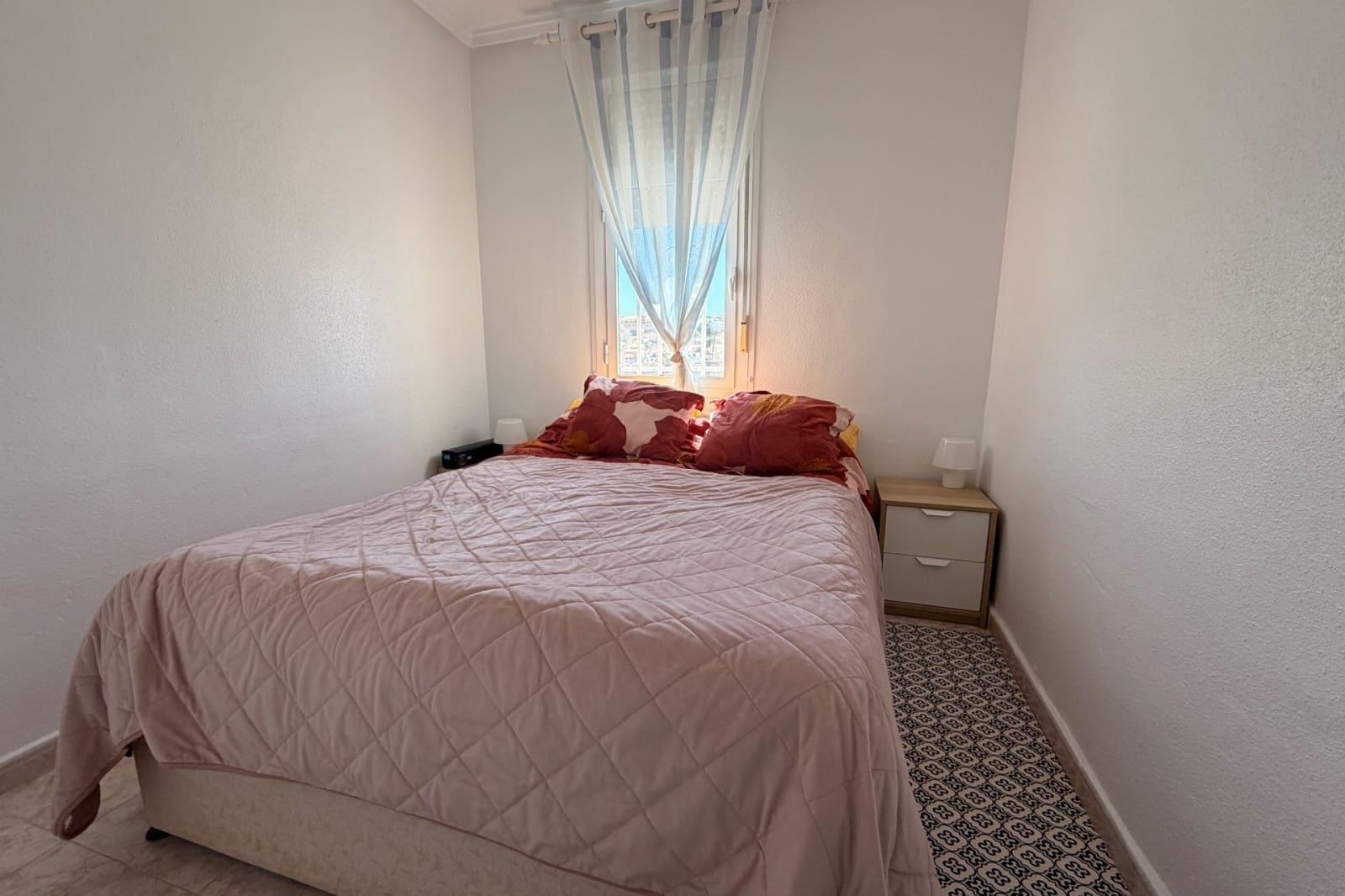 2 makuuhuone Huoneisto myytävänä paikassa Ciudad Quesada mukana uima-altaan - 149 950 € (Ref: 9880693)