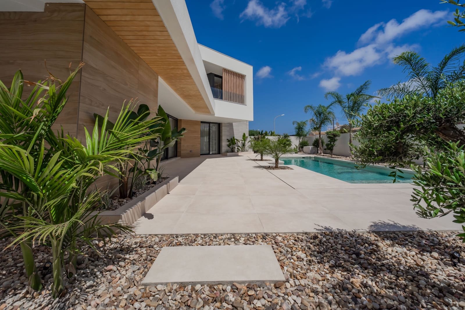 4 soverom Villa til salgs i Ciudad Quesada med svømmebasseng garasje - € 1 450 000 (Ref: 9883595)