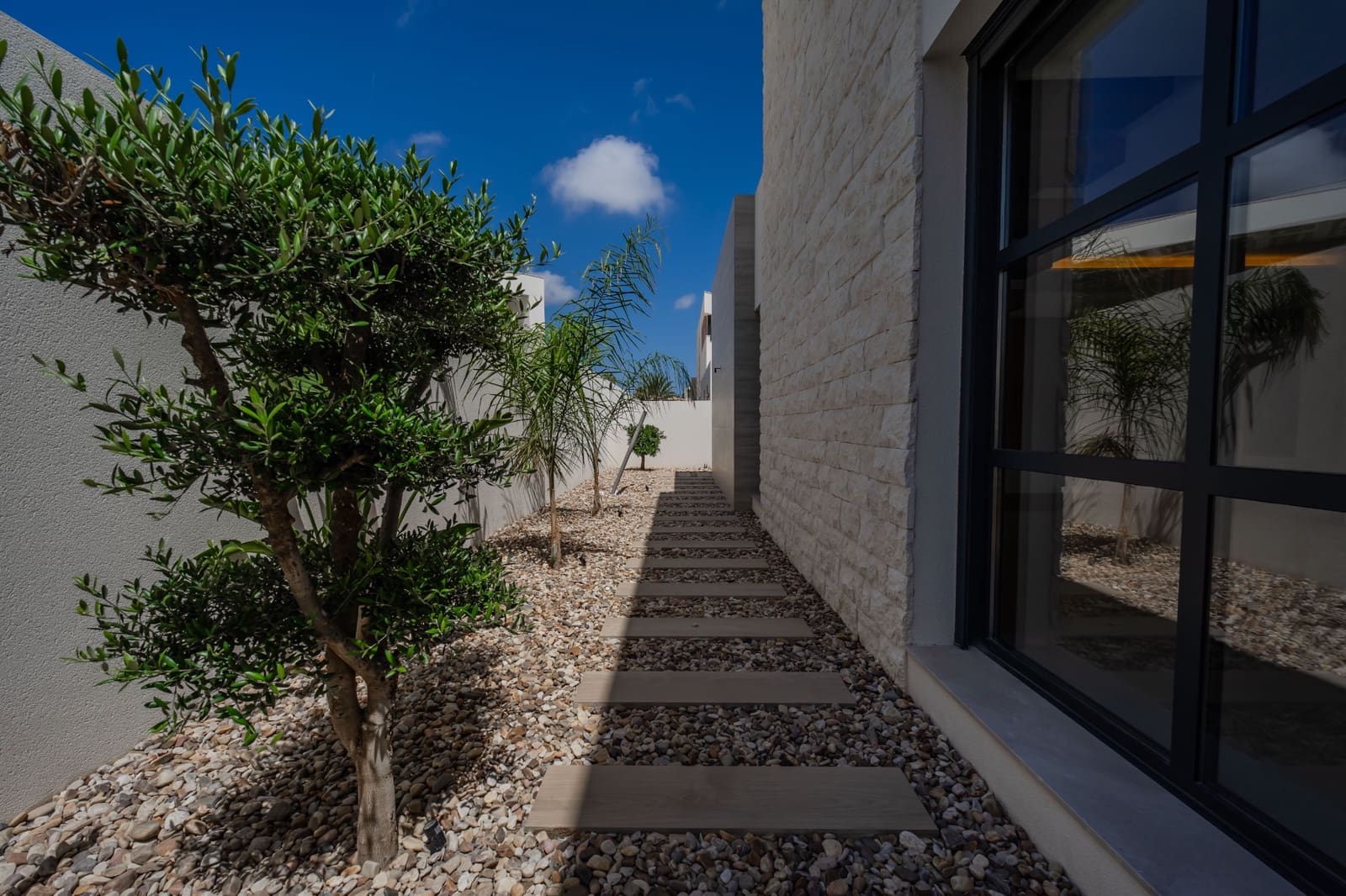 4 soverom Villa til salgs i Ciudad Quesada med svømmebasseng garasje - € 1 450 000 (Ref: 9883595)