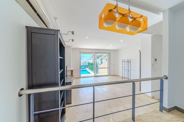 3 sypialnia Dom na sprzedaż w Campoamor, Orihuela z basenem garażem - 450 000 € (Ref: 9893903)