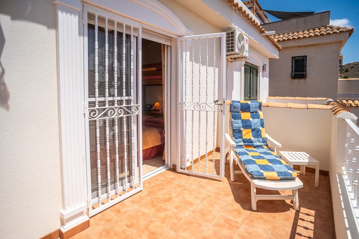 2 bedroom Townhouse for sale in El Carmoli with pool - € 147,500 (Ref: 9900383)