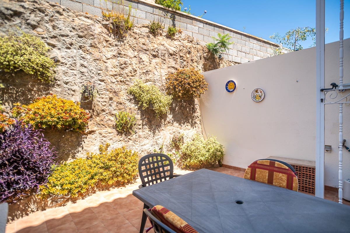 2 bedroom Townhouse for sale in El Carmoli with pool - € 147,500 (Ref: 9900383)