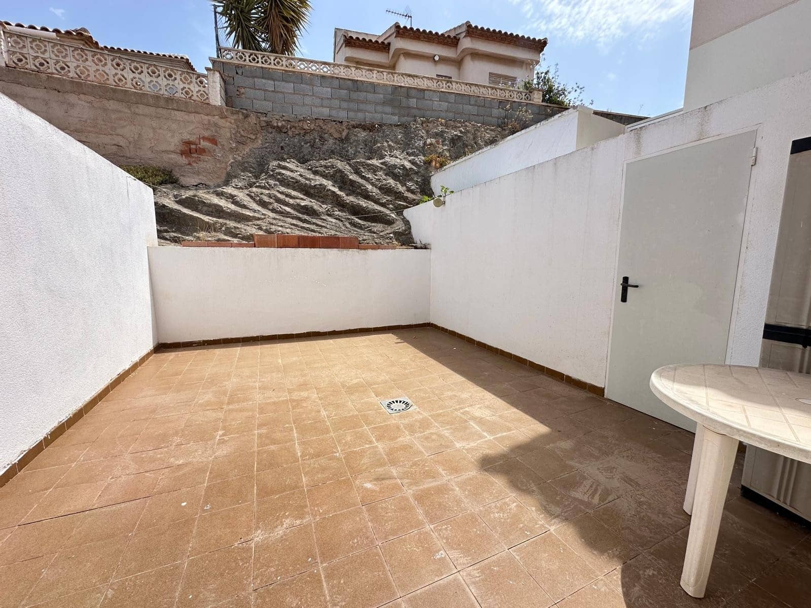 2 bedroom Townhouse for sale in El Carmoli with pool - € 147,500 (Ref: 9900383)
